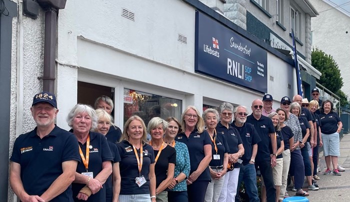 Saundersfoot Shop & Fundraising Team, Saundersfoot, Pembrokeshire (WWIOM)